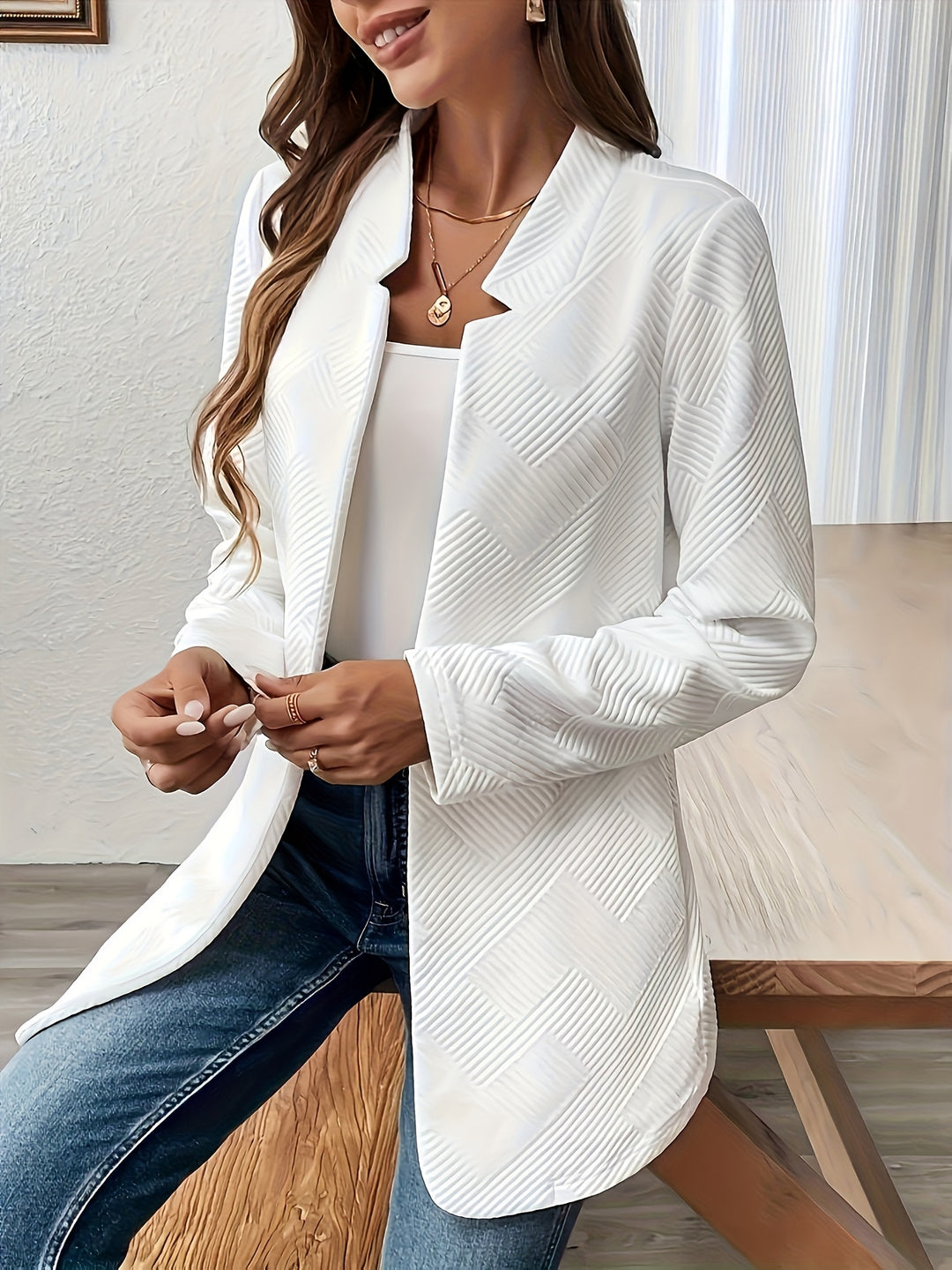 Fashionable and Elegant Women's Casual Blazer