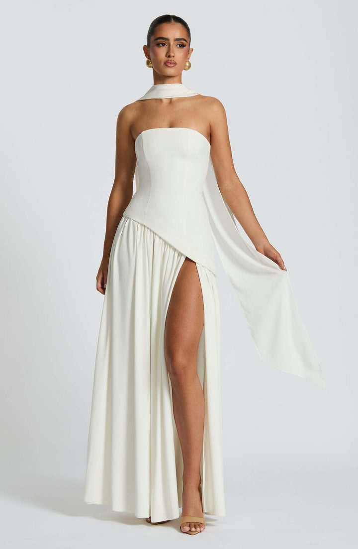 THE AYVA MAXI DRESS